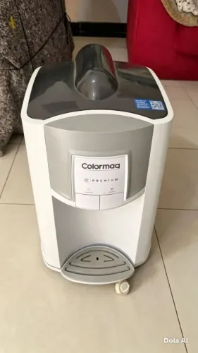 Dispensador de agua gelada e quente Colormaq linha Premuim