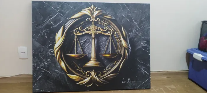 Quadro Decorativo Balança da Justiça - Preto e Dourado - 100x75cm