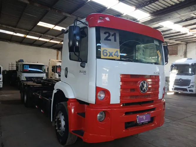 Volkswagen 31.330 E CONSTEL. 6X4 2020/2021 Vamos Seminovos Goiania