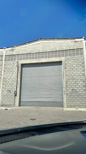 Alugo galpão nas margens da Durval de Góes Monteiro