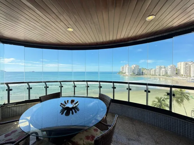 Apartamento Frente Mar em Astúrias | 4 Dorms (4 Suítes) | 2 Vagas