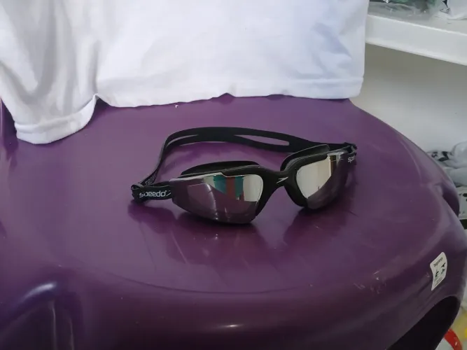 Óculos de natação speedo