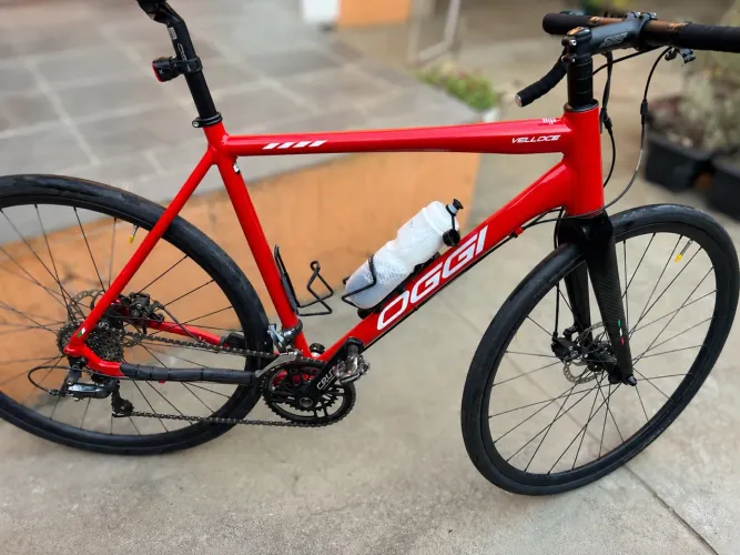 Bicicleta speed/gravel OGGI Velloce disc
