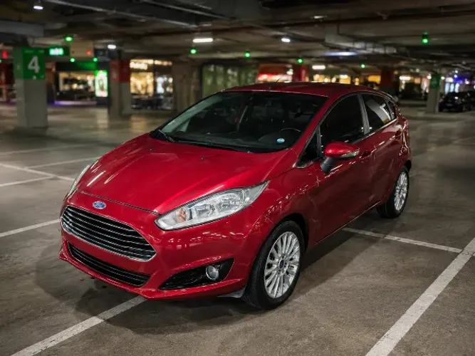 Ford Fiesta Titanium 1.6 16V Flex Mec. 2014