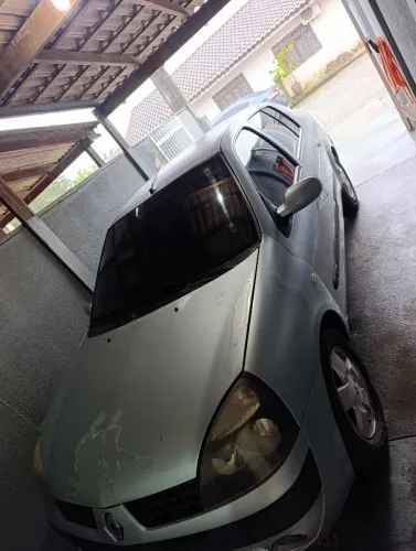 Renault Clio Sed. Privilège Hi-flex 1.6 16V 4P 2006