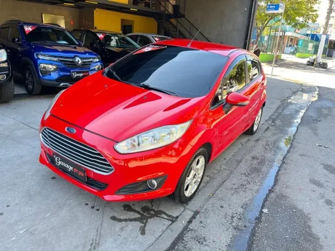 Ford Fiesta 1.6 16V Flex Aut. 5P 2015