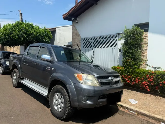 Toyota Hilux CD SRV D4-d 4X4 3.0 TDI Diesel AUT 2008