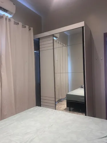 Casa com piscina em condomínio  fechado 