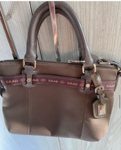 Bolsa Saad marrom 