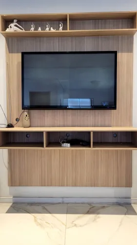 Vende se...Painel para TV...Dependendo do lugar Entrego