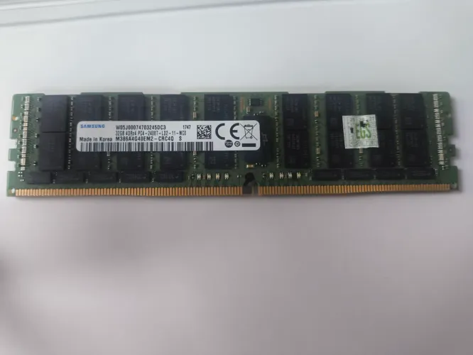 Memória RAM DDR4 32GB 2400T DA SAMSUNG