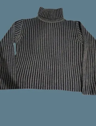 Blusa gola alta 