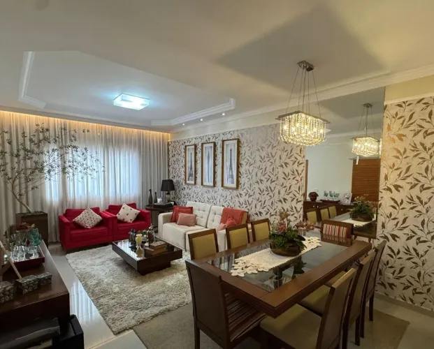 Casa à venda no bairro Jardim Patrícia em Uberlândia