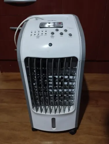 Climatizador Portátil Frio Britânia Bcl01f Branco 127v