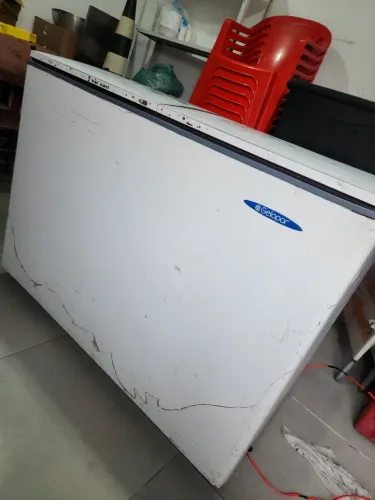 Freezer horizontal 110v/2 portas/ótimo espaço
