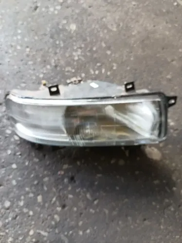 Farol Renault Master 2003