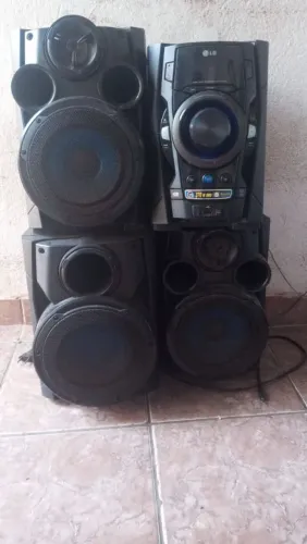Vendo som lg 