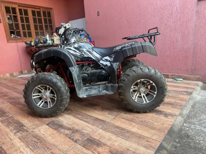 Quadriciclos semi novo