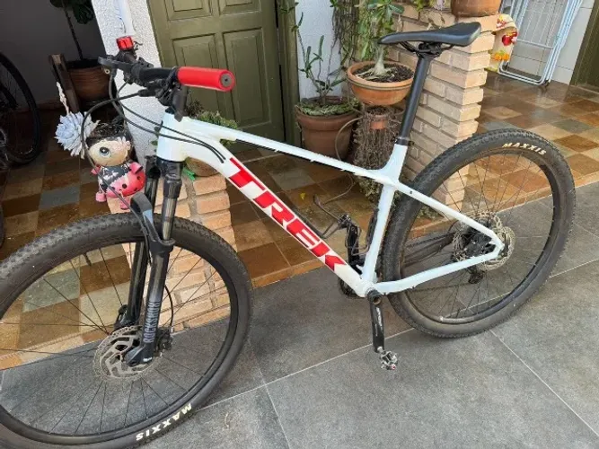 Bicicleta Track X-Caliber 8