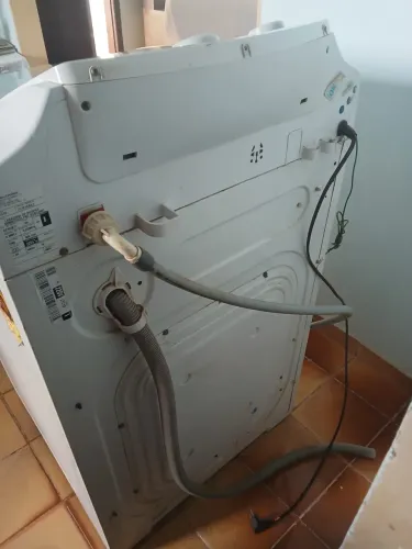 * Lavadora Electrolux 10kg - Funciona, Porém Nem Sempre Centrifuga