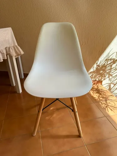 Cadeira Branca