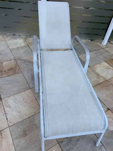 Espreguiçadeiras de piscina e praia!