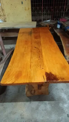 Mesa rústica