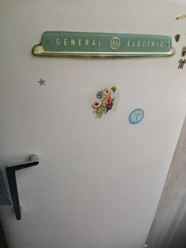 Geladeira General Electric Anos 60 Branca 127v Vintage