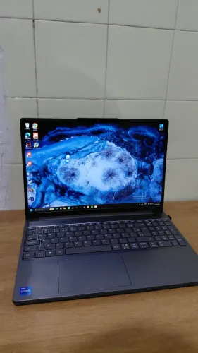 Notebook lenovo Slim 3