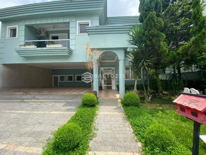 CASA DE CONDOMÍNIO COM 4 QUARTOS E 6 BANHEIROS PAR