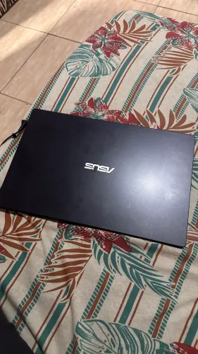 NOTEBOOK ASUS E510M *dobradiça de até 180°*