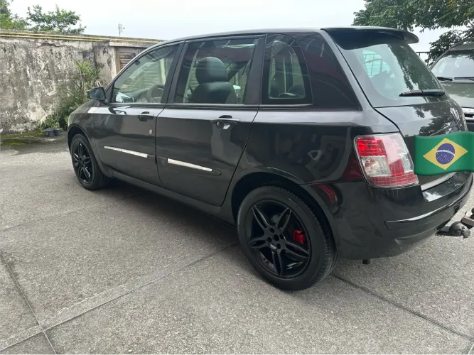 Fiat Stilo Dualogic 1.8 Sporting Flex 8V 5P 2009