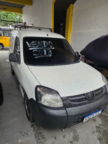 Peugeot Partner Van 1.6 Flex 16V 5P 2013