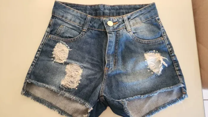 Short Jeans Destroyed Feminino