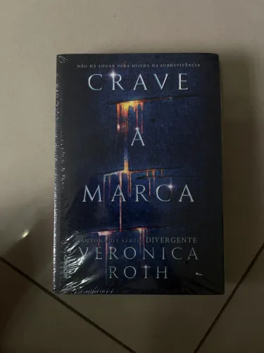 Crave a Marca. Livro novo, lacrado. Ficção científica, romance e ação.