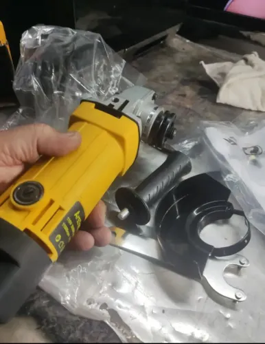"ESMERILHADEIRA ARSTHECO 900W"