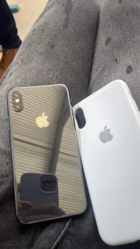 iPhone X 256gb bateria 100 troco em SE ou vendo 700