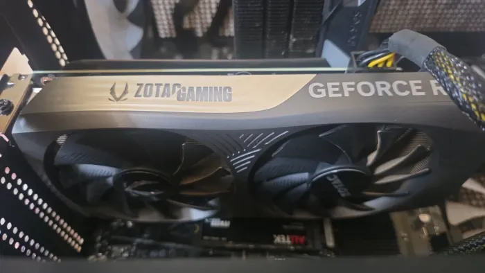 Vendo RTX 4060 Ti