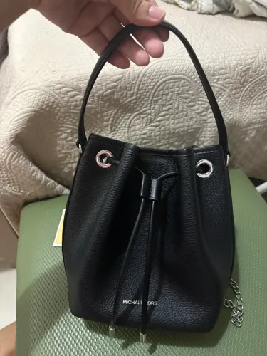 Bolsa Michael kors original sem marcas