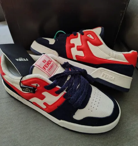 Tênis Fendi match sneakers