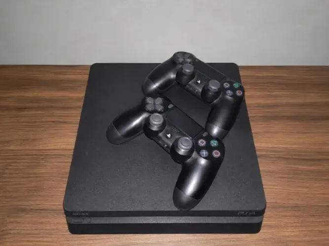 Ps4 slim 500gb da sony