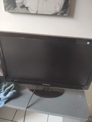 TV/ monitor Samsung 24