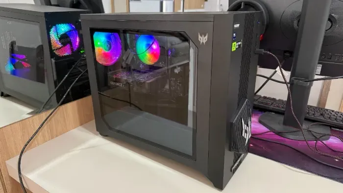 PC Gamer COMPLETO - Acer Predator, BENQ ZOWIE, Logitech G915X, G PRO X, HyperX Cloud III