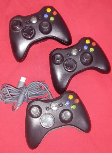 3 manetes Xbox 360 leia