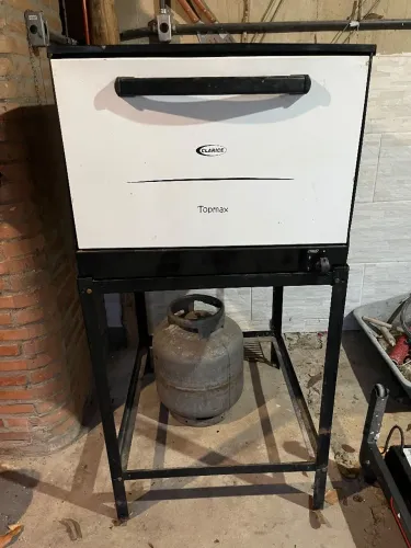 Forno clarice com pedestal