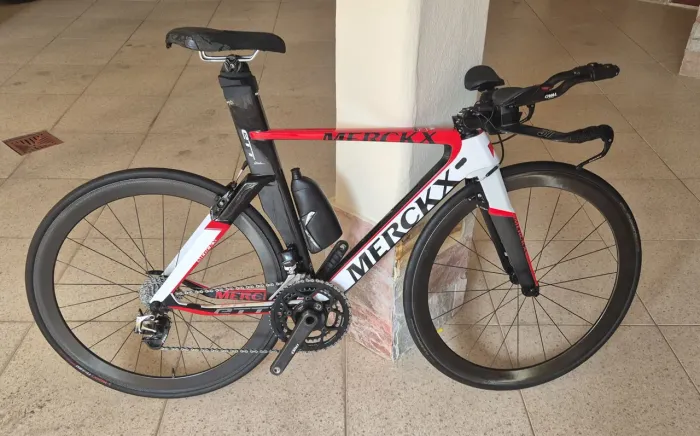 Bike Triathlon/TT Full Carbon T51 | SRAM Red eletr. | Potenc. Quarq | Rodas Reynolds Carb.