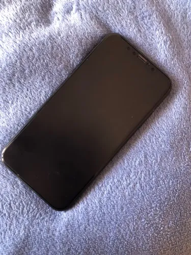 IPHONE XR - 64g