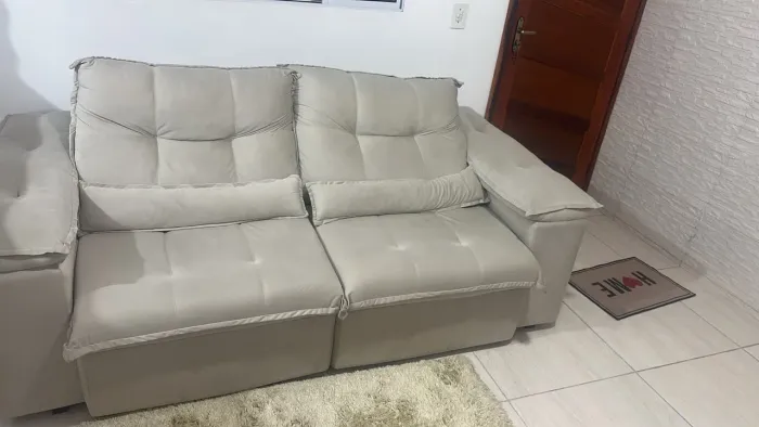 Sofá retrátil e reclinável novo