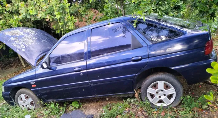 Ford Escort GLX 1.8i 16V 4P 1998
