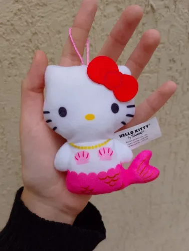 Hello Kitty sereia McDonald's 2025